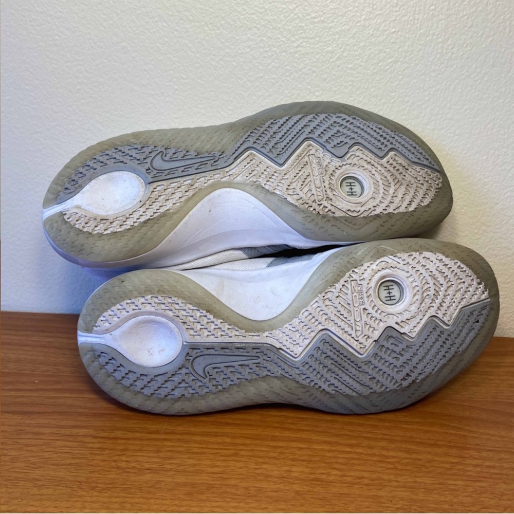 Kyrie Flytrap - image 6